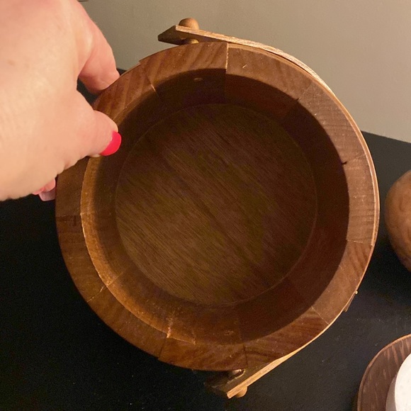 Vintage wood barrel ice bucket with cover - Picture 11 of 16